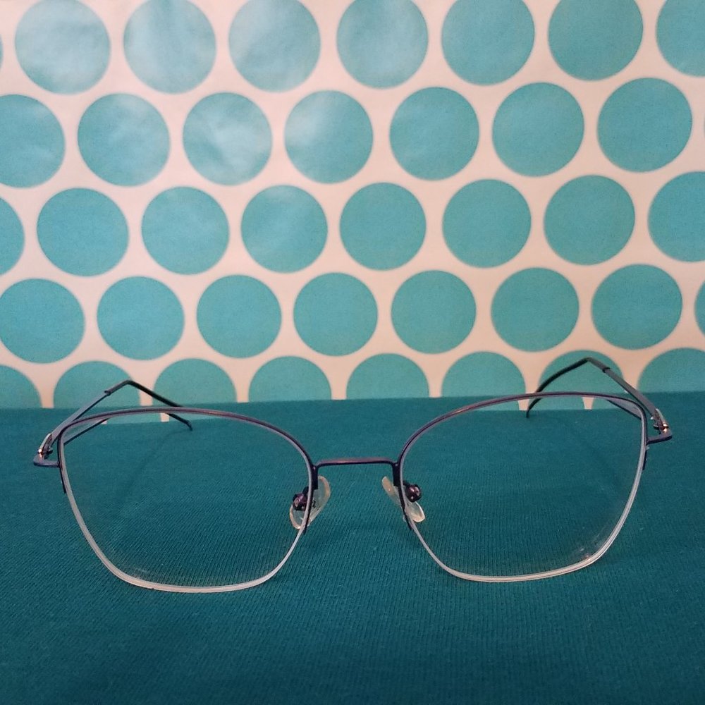 Morel glasses
